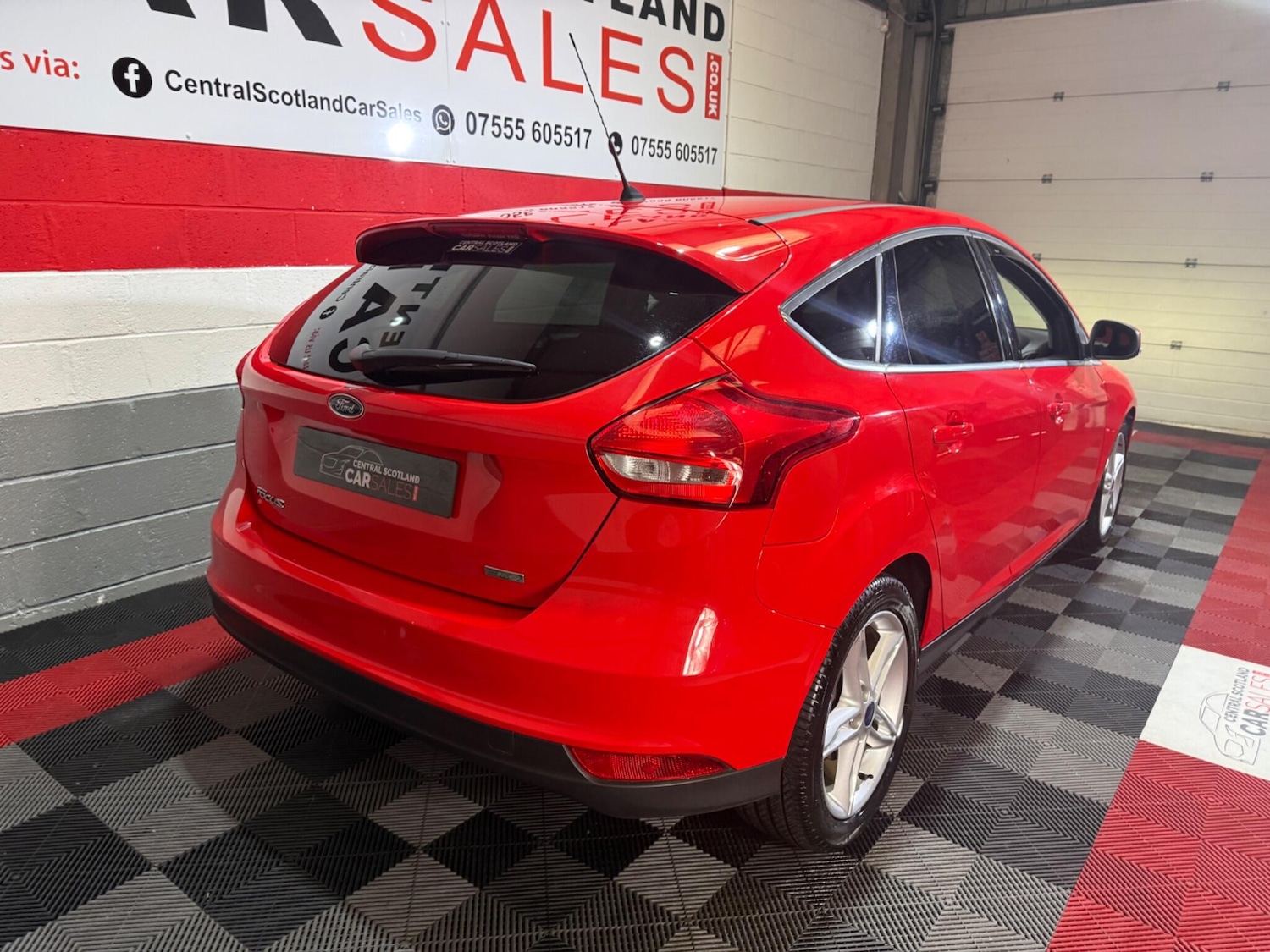 Used Ford Focus for sale - 77808471: Photo 11
