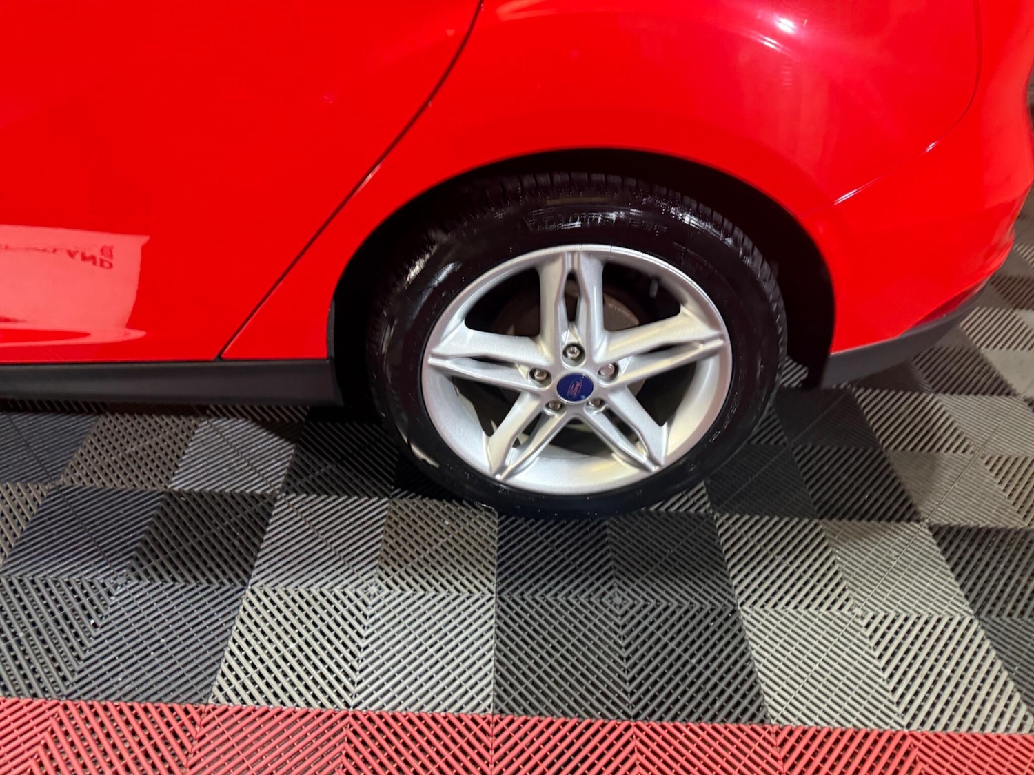 Used Ford Focus for sale - 77808471: Photo 32