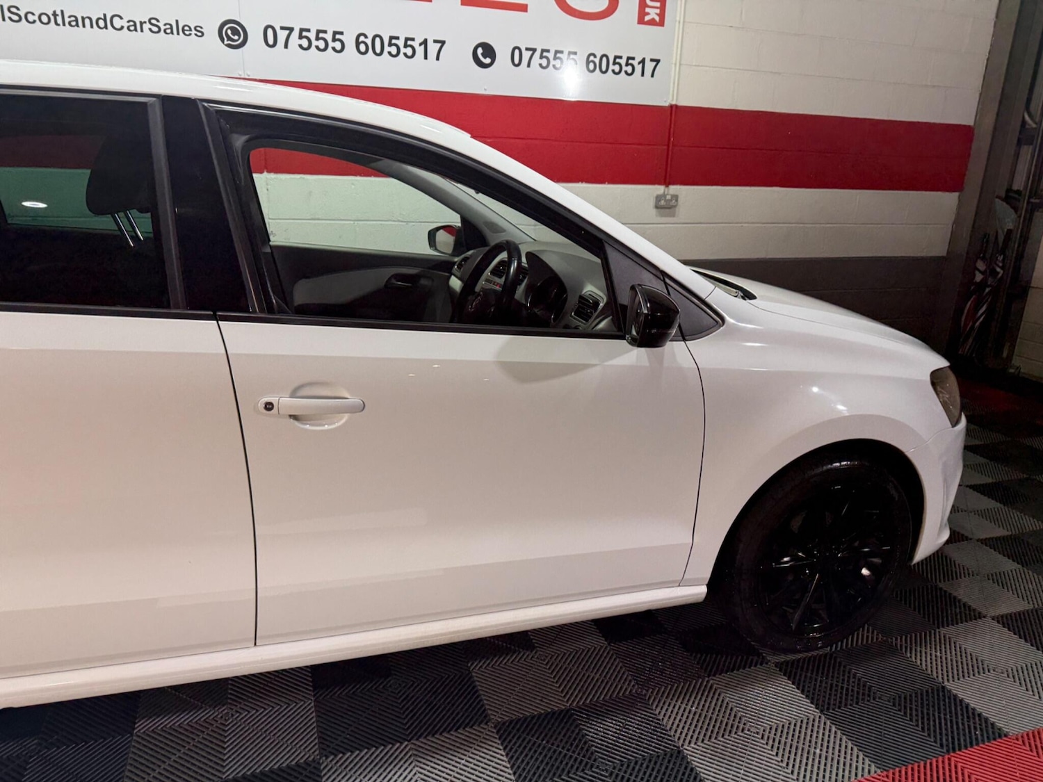 Used Volkswagen Polo 2015 for sale - 76562410: Photo 15