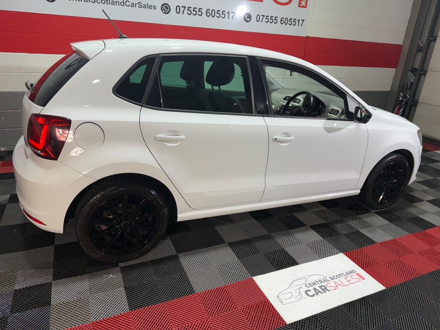 Used Volkswagen Polo 2015 for sale - 76562410: Photo 16