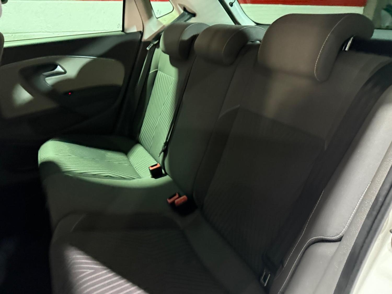 Used Volkswagen Polo 2015 for sale - 76562410: Photo 24