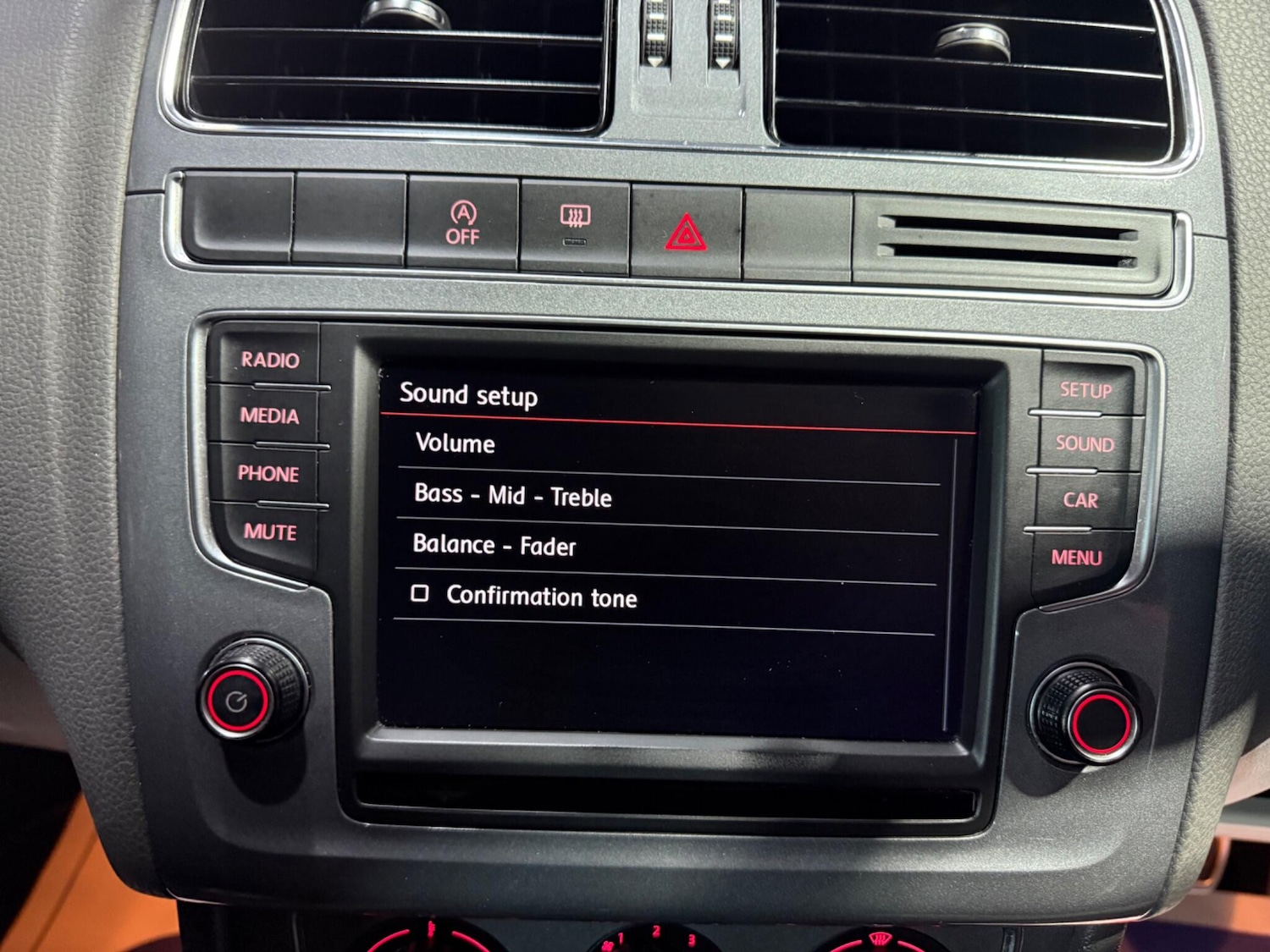 Used Volkswagen Polo 2015 for sale - 76562410: Photo 43