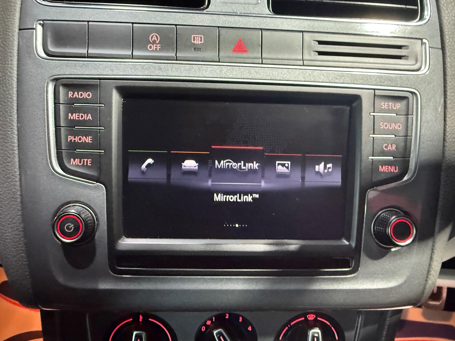 Used Volkswagen Polo 2015 for sale - 76562410: Photo 46