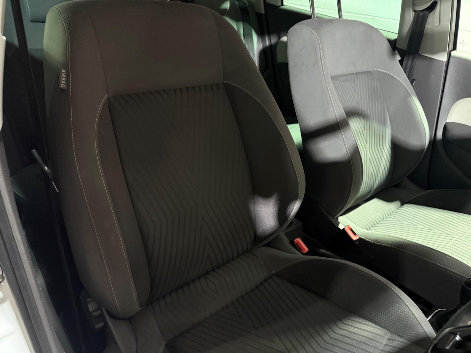 Used Volkswagen Polo 2015 for sale - 76562410: Photo 62