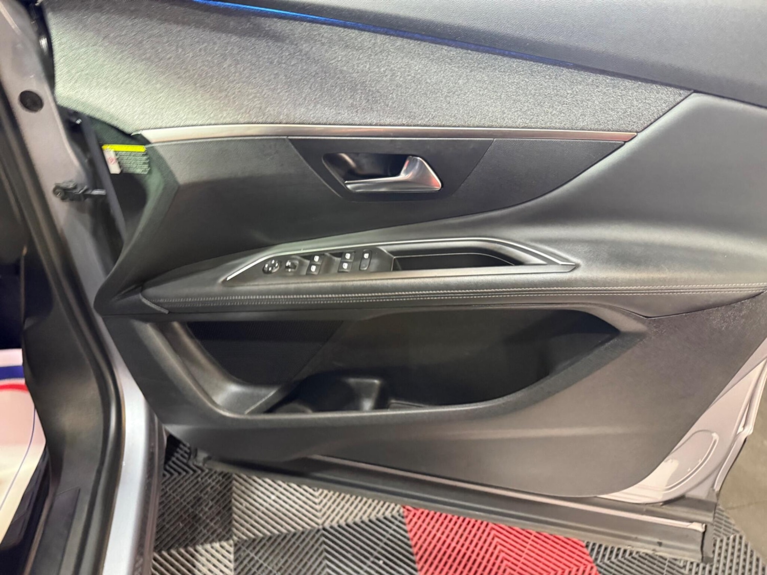 Used Peugeot 3008 2019 for sale - 76314647: Photo 23