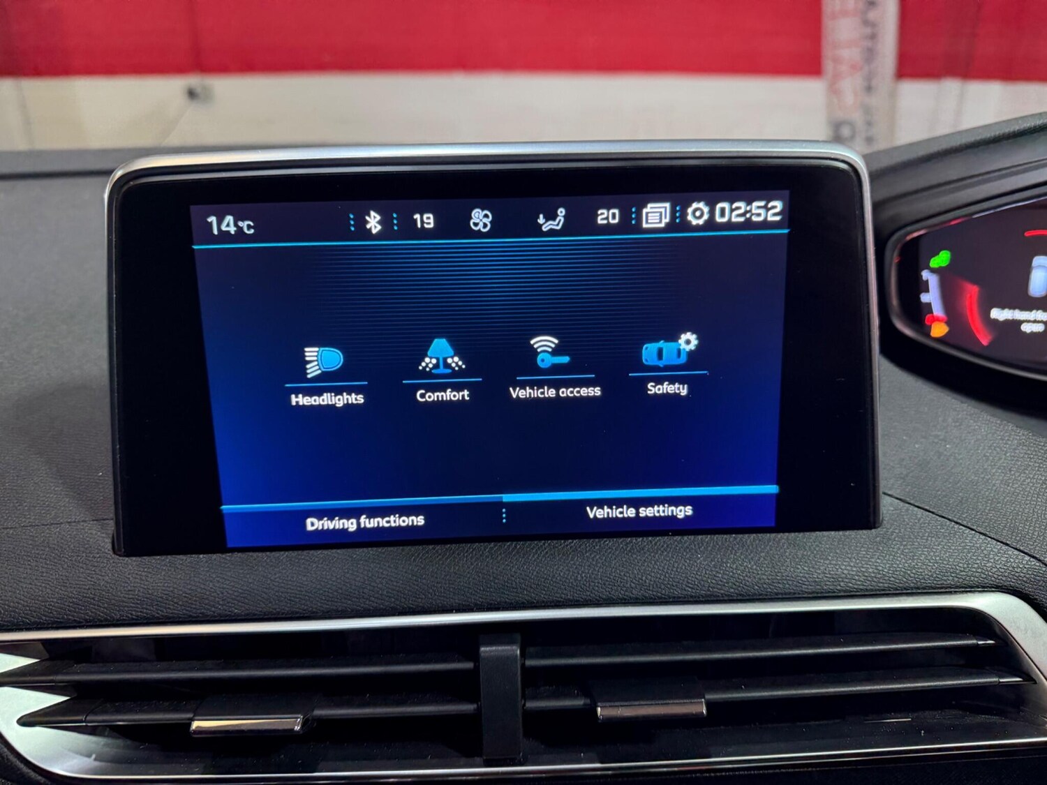 Used Peugeot 3008 2019 for sale - 76314647: Photo 62