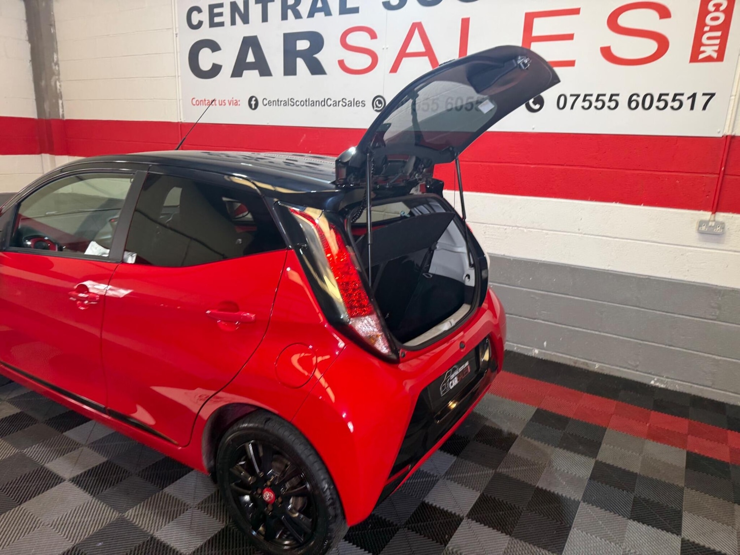 Used Toyota AYGO for sale - 78147929: Photo 16