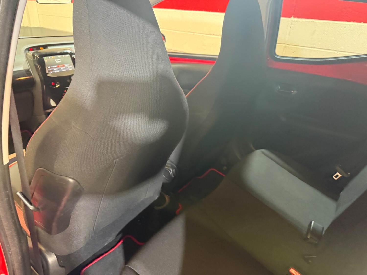 Used Toyota AYGO for sale - 78147929: Photo 28