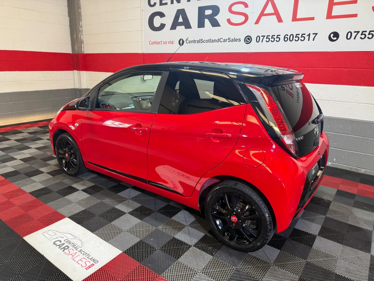 Used Toyota AYGO for sale - 78147929: Photo 3