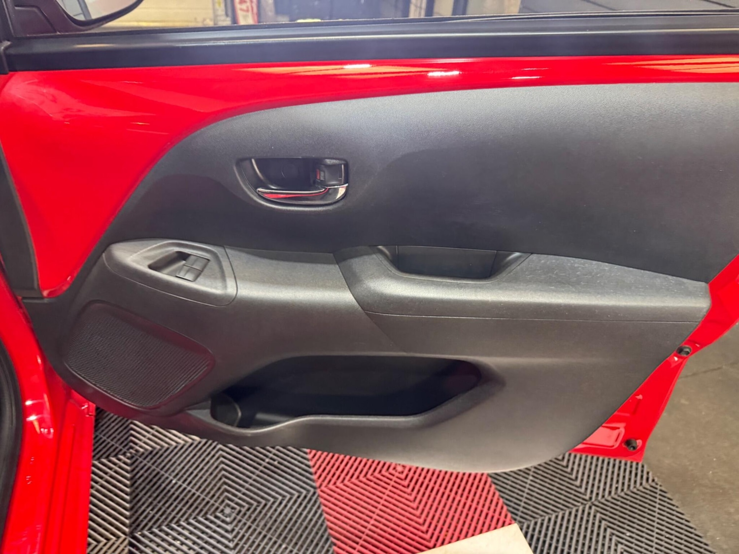 Used Toyota AYGO for sale - 78147929: Photo 33