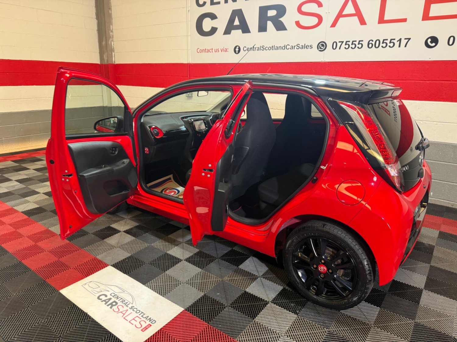 Used Toyota AYGO for sale - 78147929: Photo 63