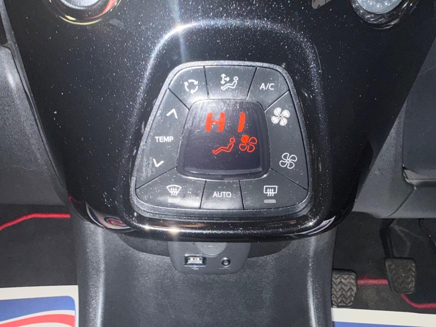 Used Toyota AYGO for sale - 78147929: Photo 66