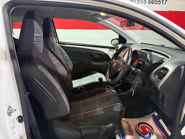 Used Peugeot 108 2017 for sale - 76214786: Photo 19