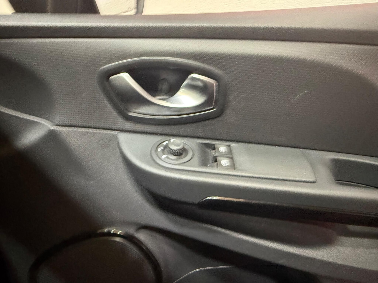 Used Renault Clio 2016 for sale - 77119992: Photo 36