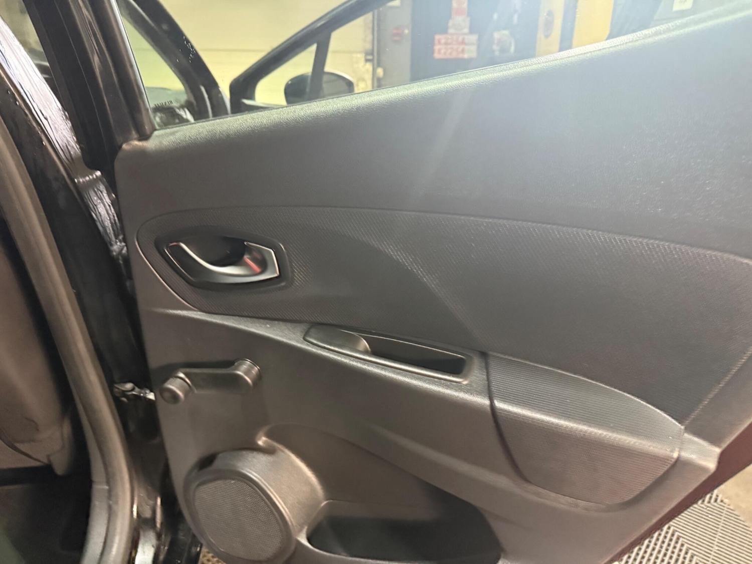 Used Renault Clio 2016 for sale - 77119992: Photo 37