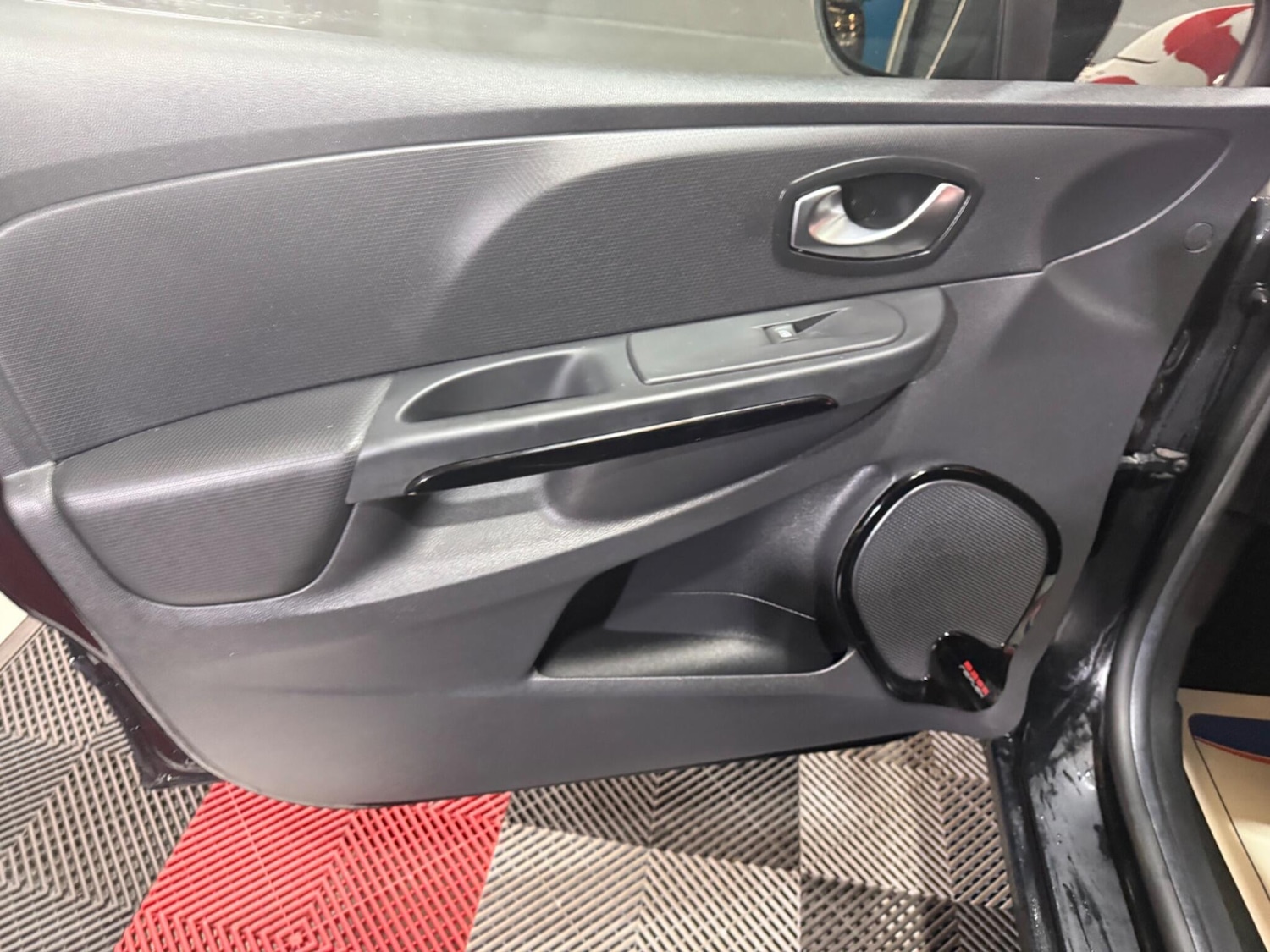 Used Renault Clio 2016 for sale - 77119992: Photo 40