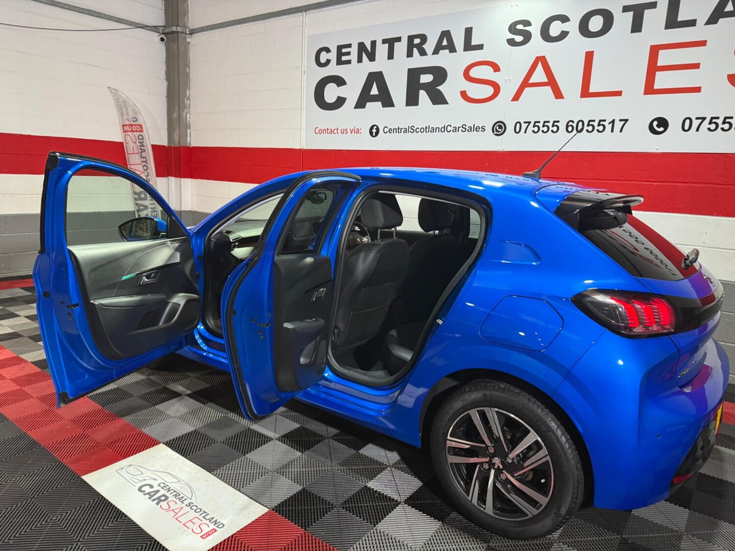 Used Peugeot 208 2021 for sale - 76213923: Photo 30