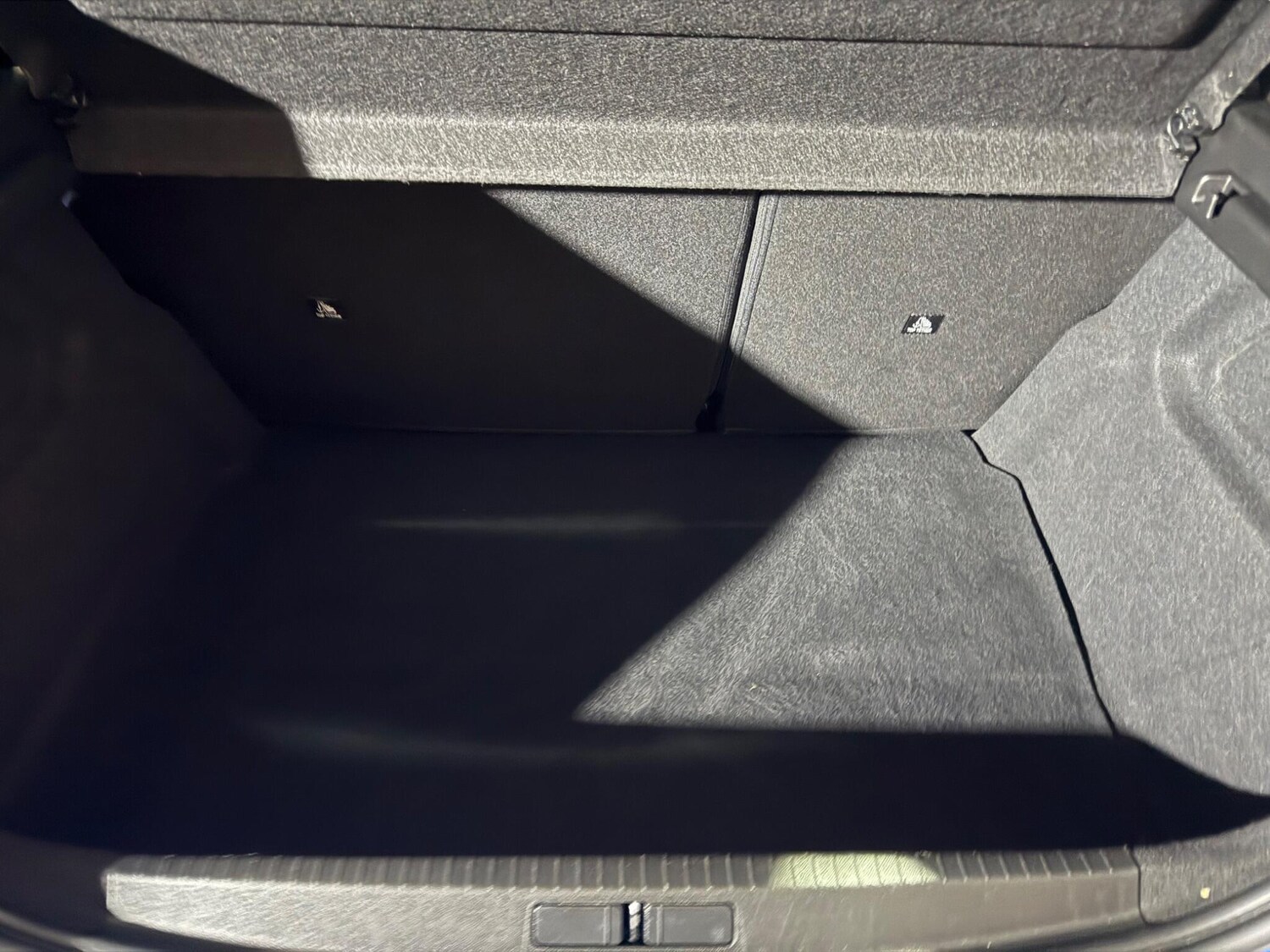 Used Peugeot 208 2021 for sale - 76213923: Photo 39