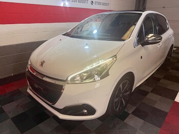 Used Peugeot 208 2018 for sale - 78695159: Photo