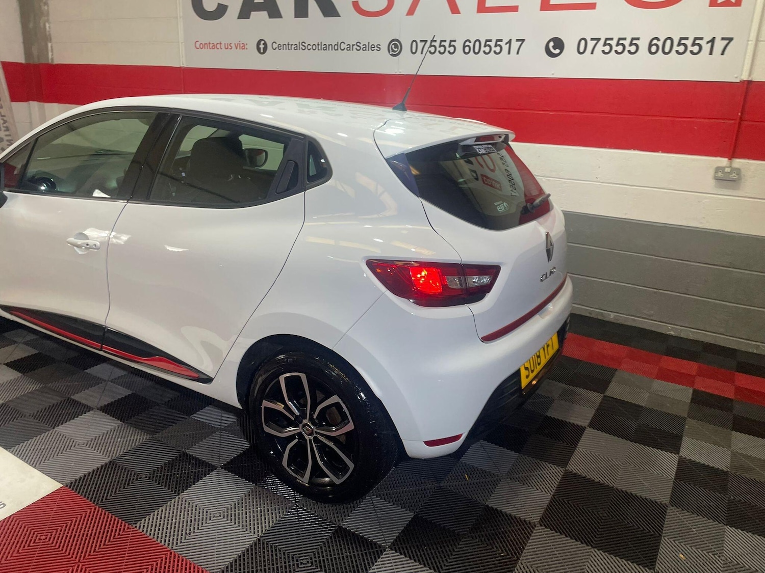 Used Renault Clio for sale - 76549845: Photo 12