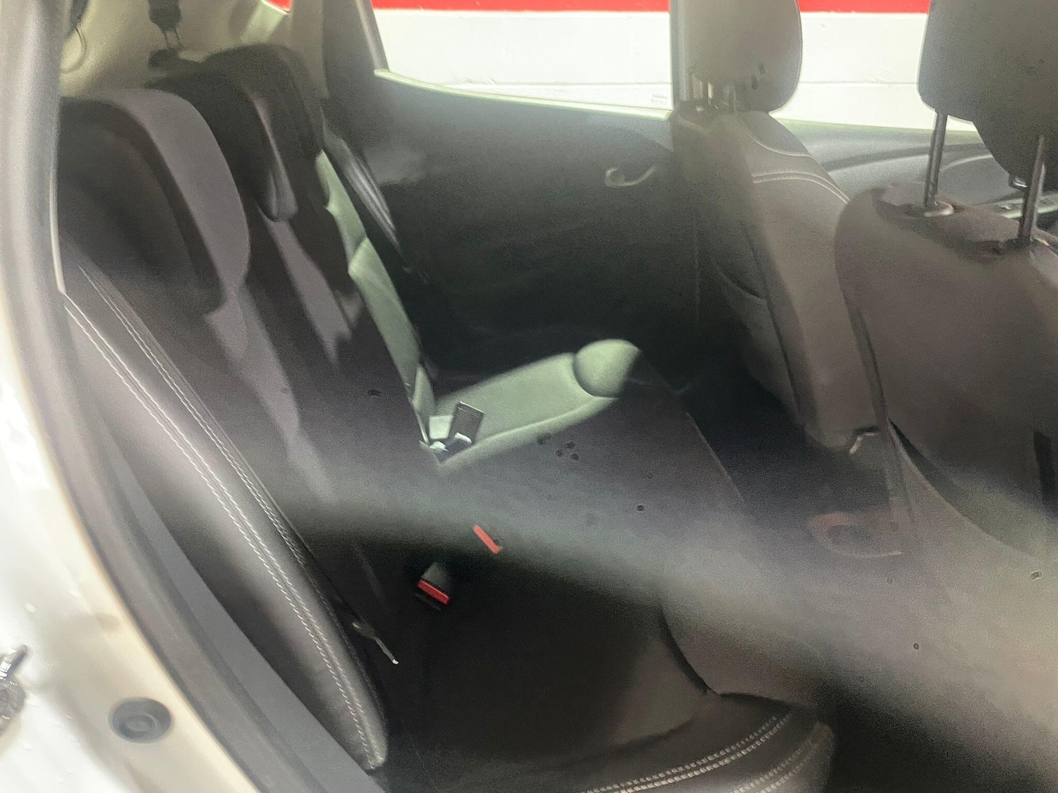 Used Renault Clio for sale - 76549845: Photo 31