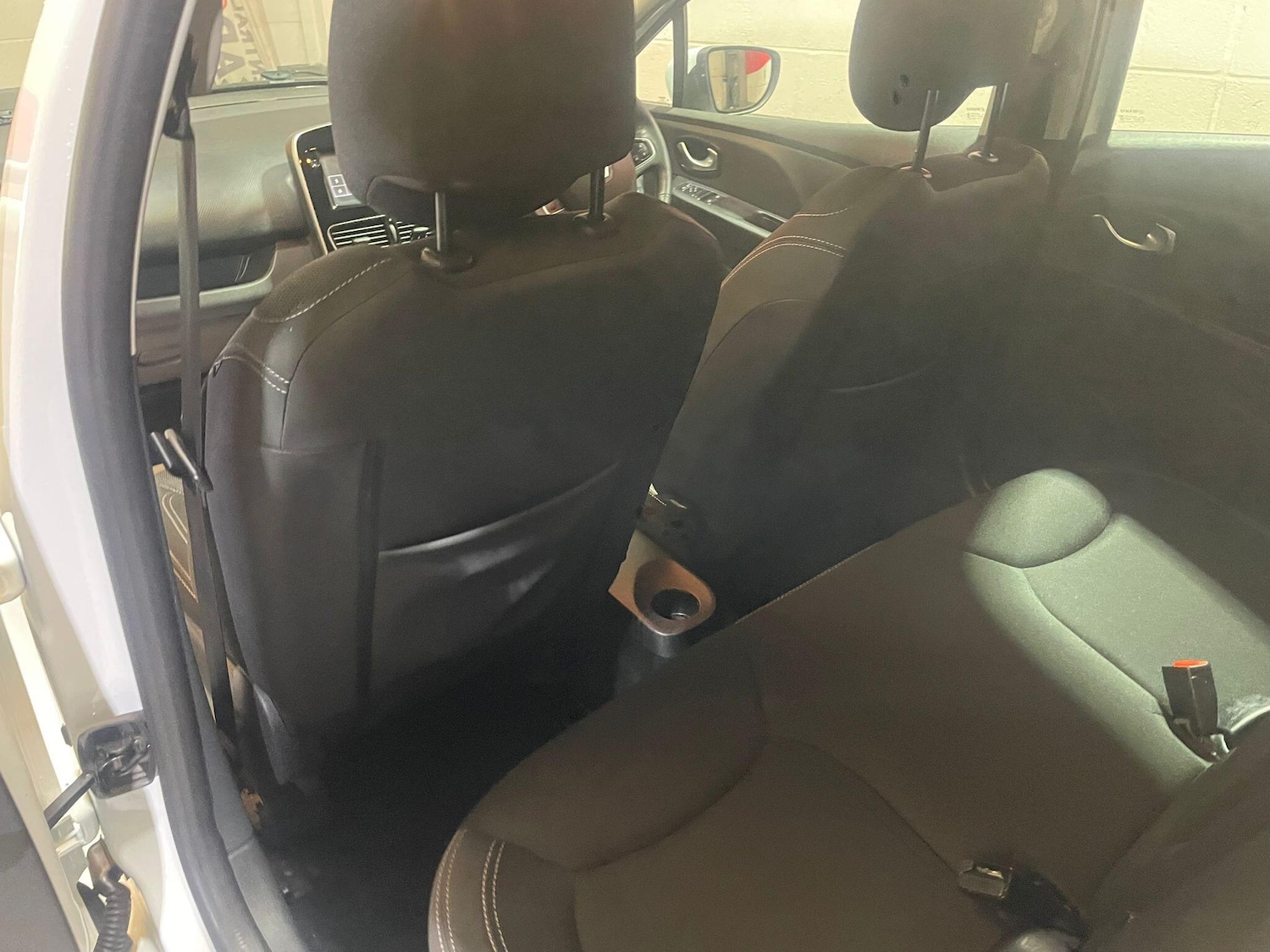 Used Renault Clio for sale - 76549845: Photo 32