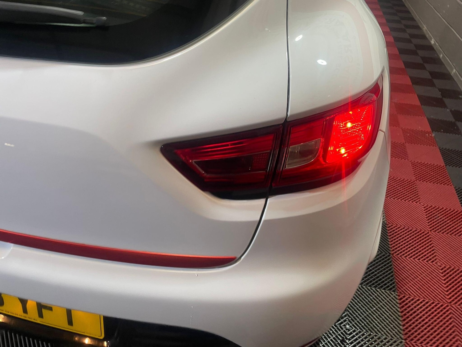 Used Renault Clio for sale - 76549845: Photo 52