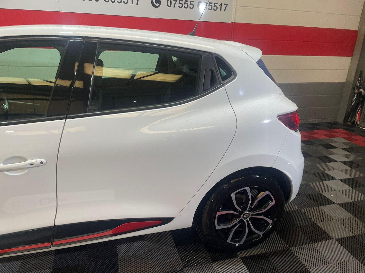 Used Renault Clio for sale - 76549845: Photo 58