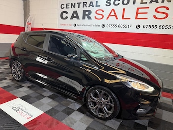 Used Ford Fiesta 2018 for sale - 76585249: Photo