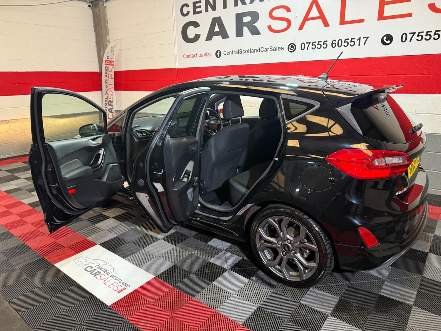 Used Ford Fiesta 2018 for sale - 76585249: Photo 8