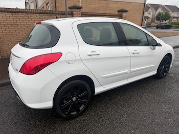Used Peugeot 308 2011 for sale - 78922480: Photo