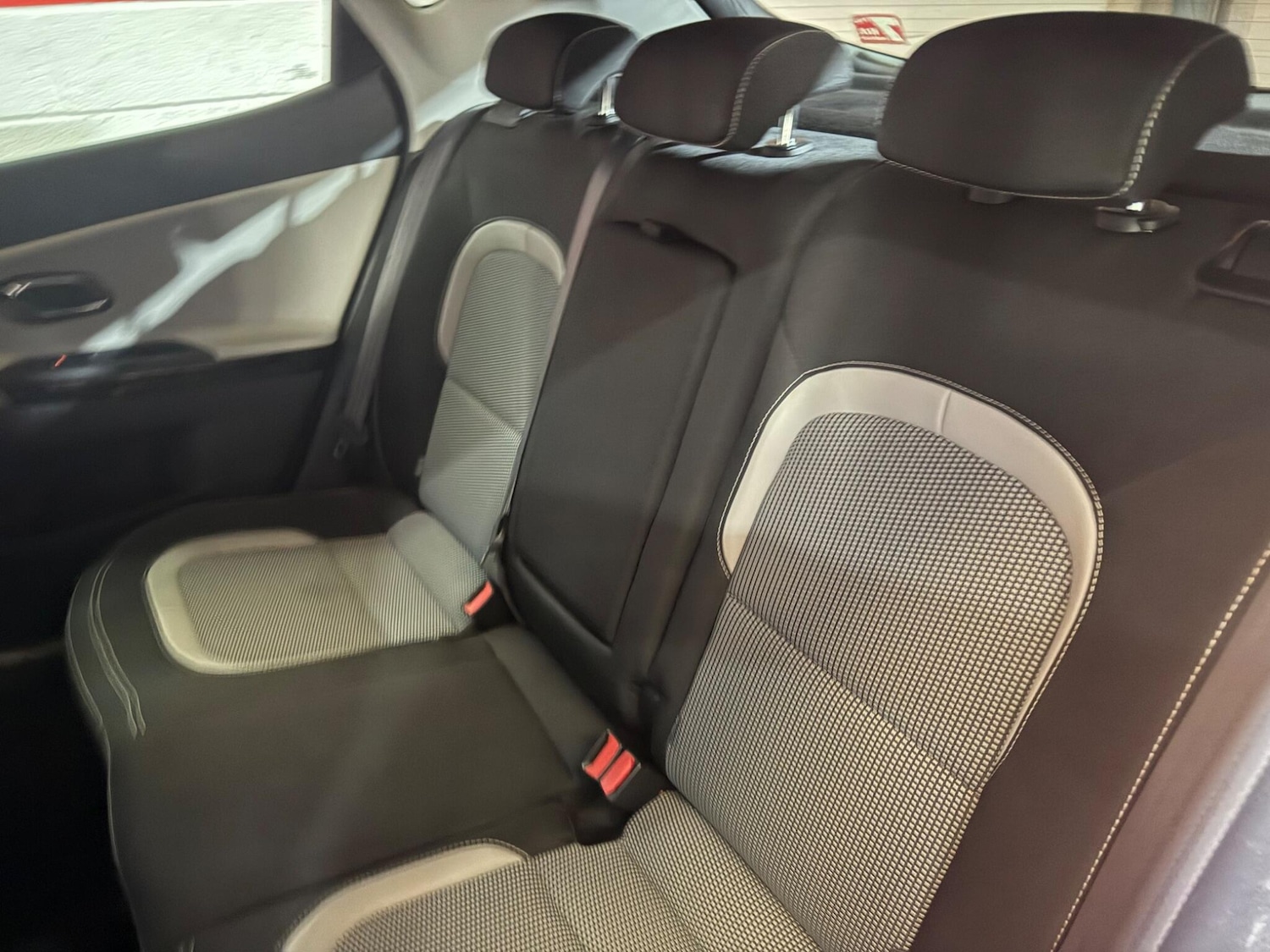 Used Kia Ceed 2017 for sale - 77957879: Photo 24