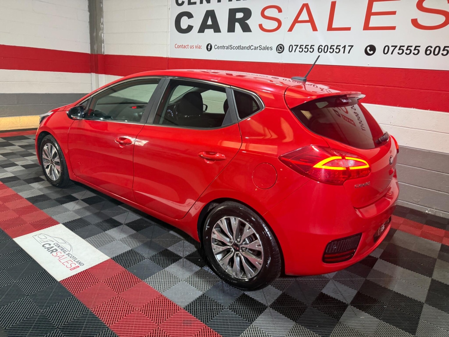 Used Kia Ceed 2017 for sale - 77957879: Photo 3