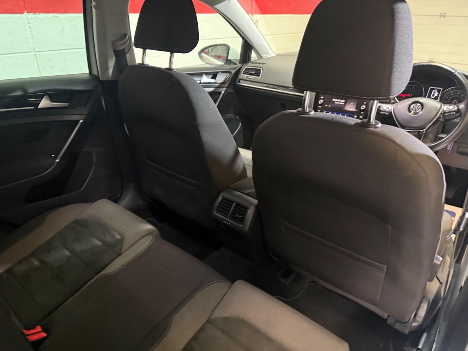 Used Volkswagen Golf 2017 for sale - 78147820: Photo 28