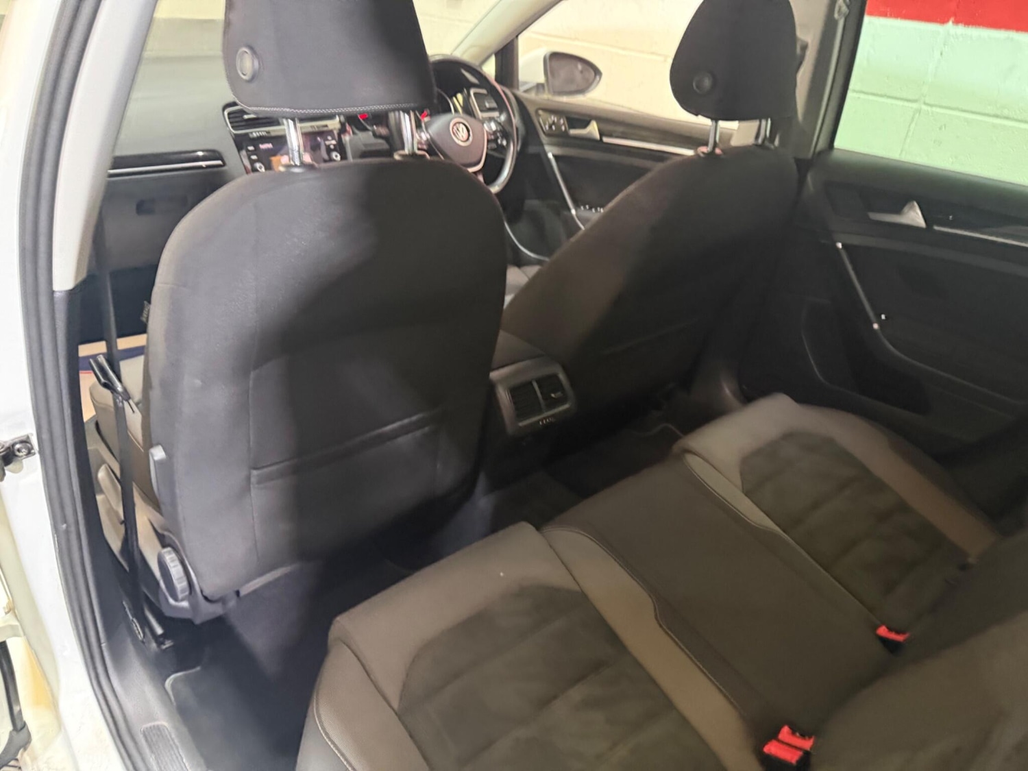 Used Volkswagen Golf 2017 for sale - 78147820: Photo 31