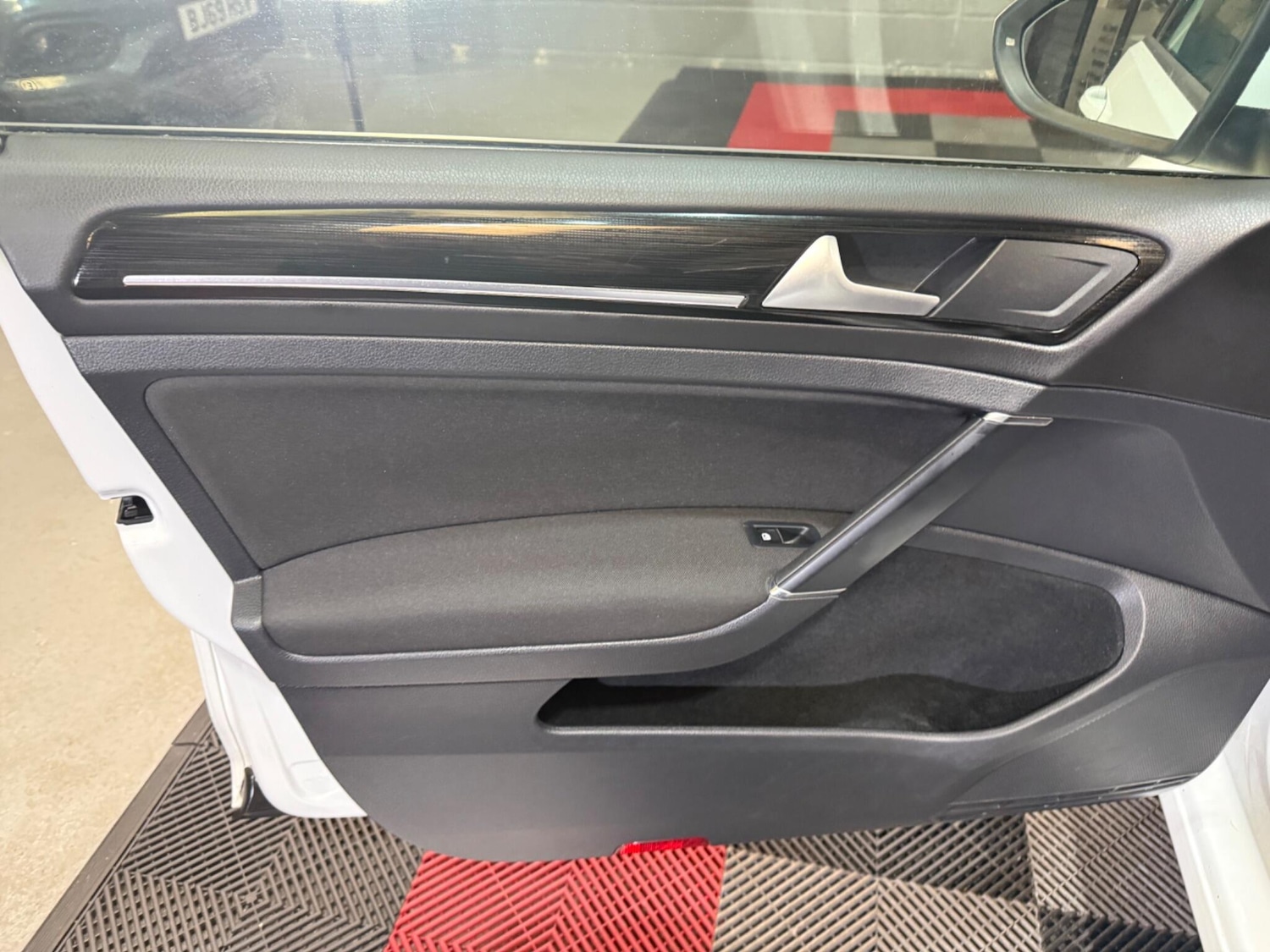 Used Volkswagen Golf 2017 for sale - 78147820: Photo 40