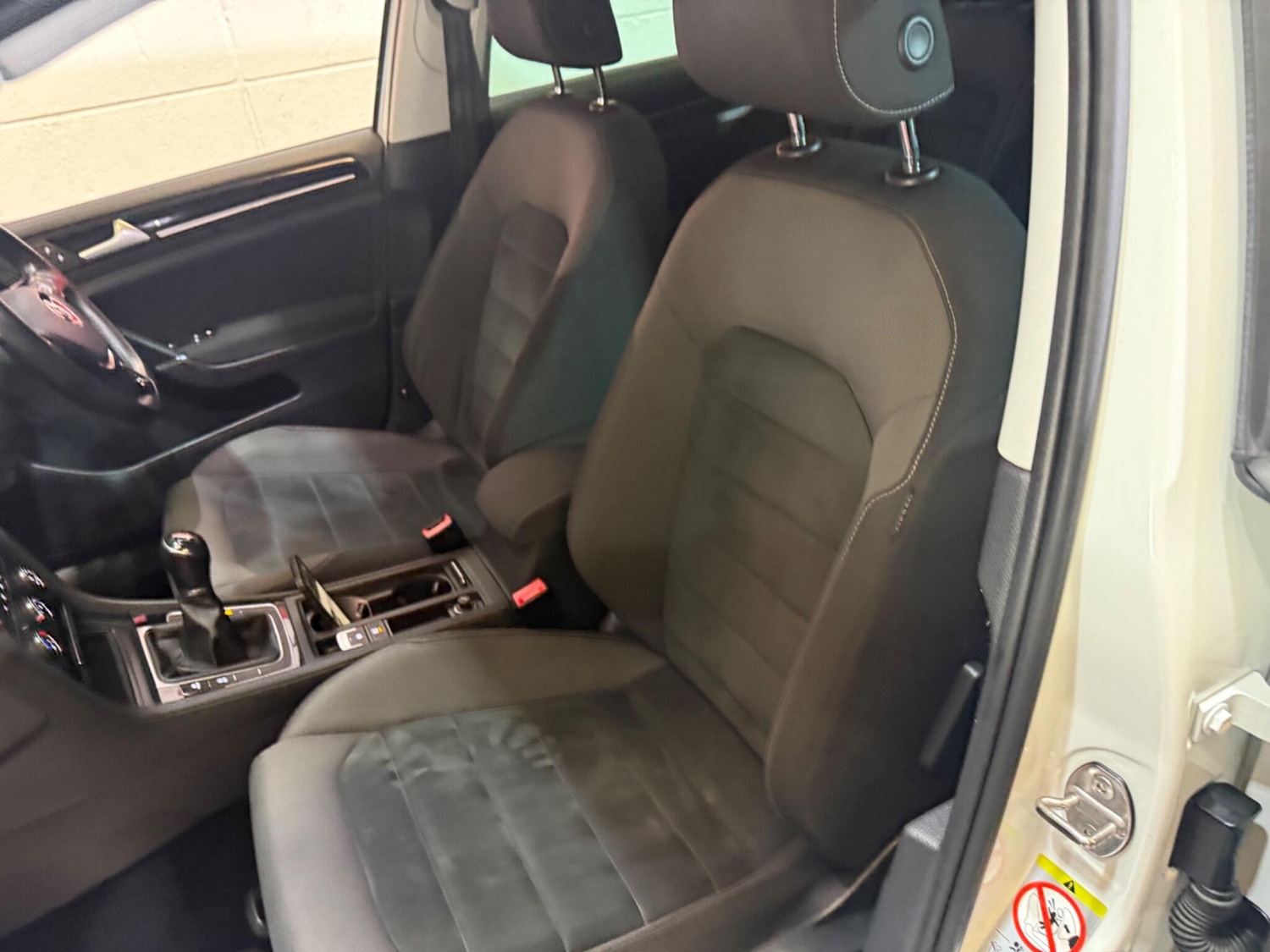 Used Volkswagen Golf 2017 for sale - 78147820: Photo 57