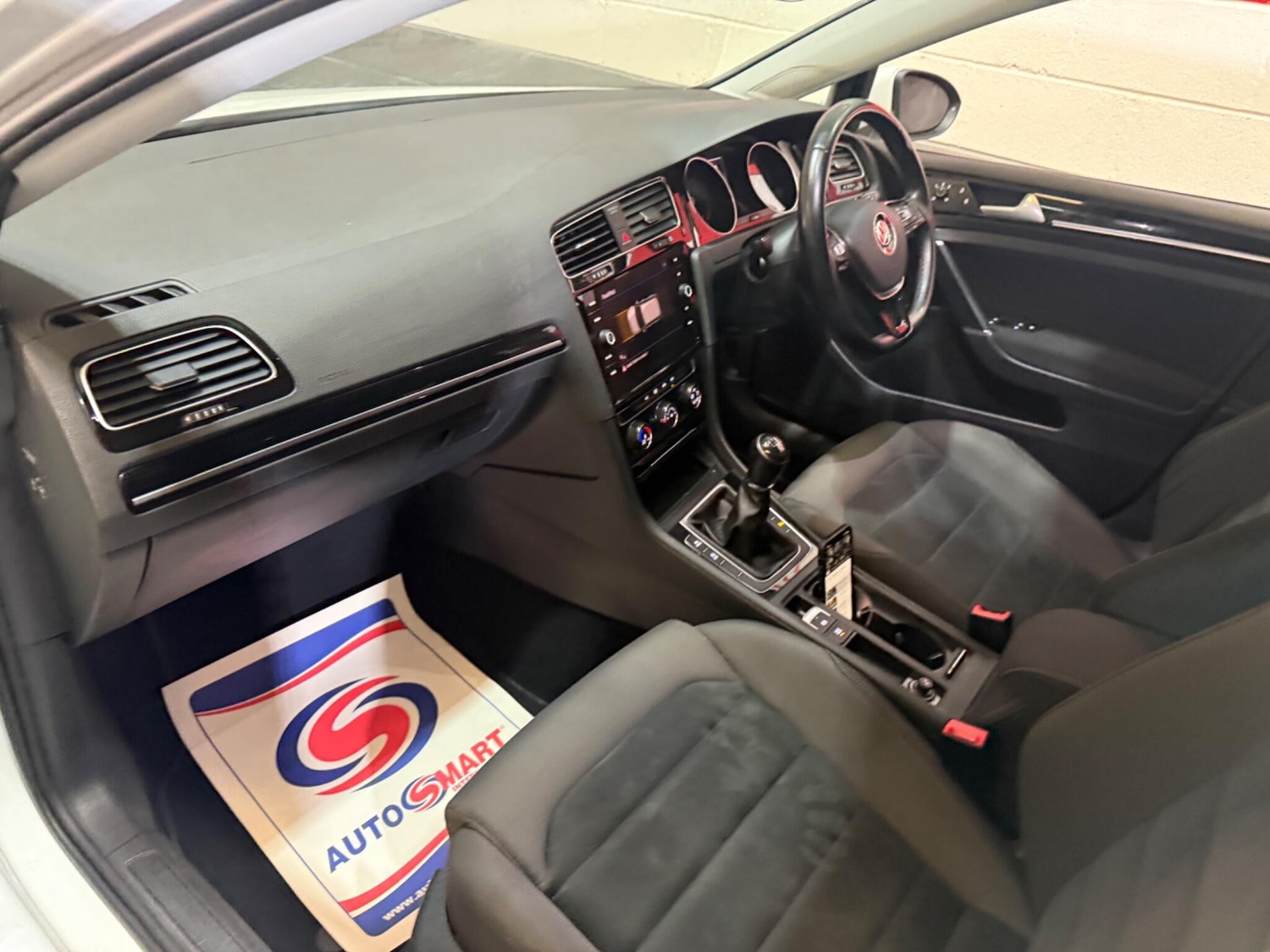 Used Volkswagen Golf 2017 for sale - 78147820: Photo 59