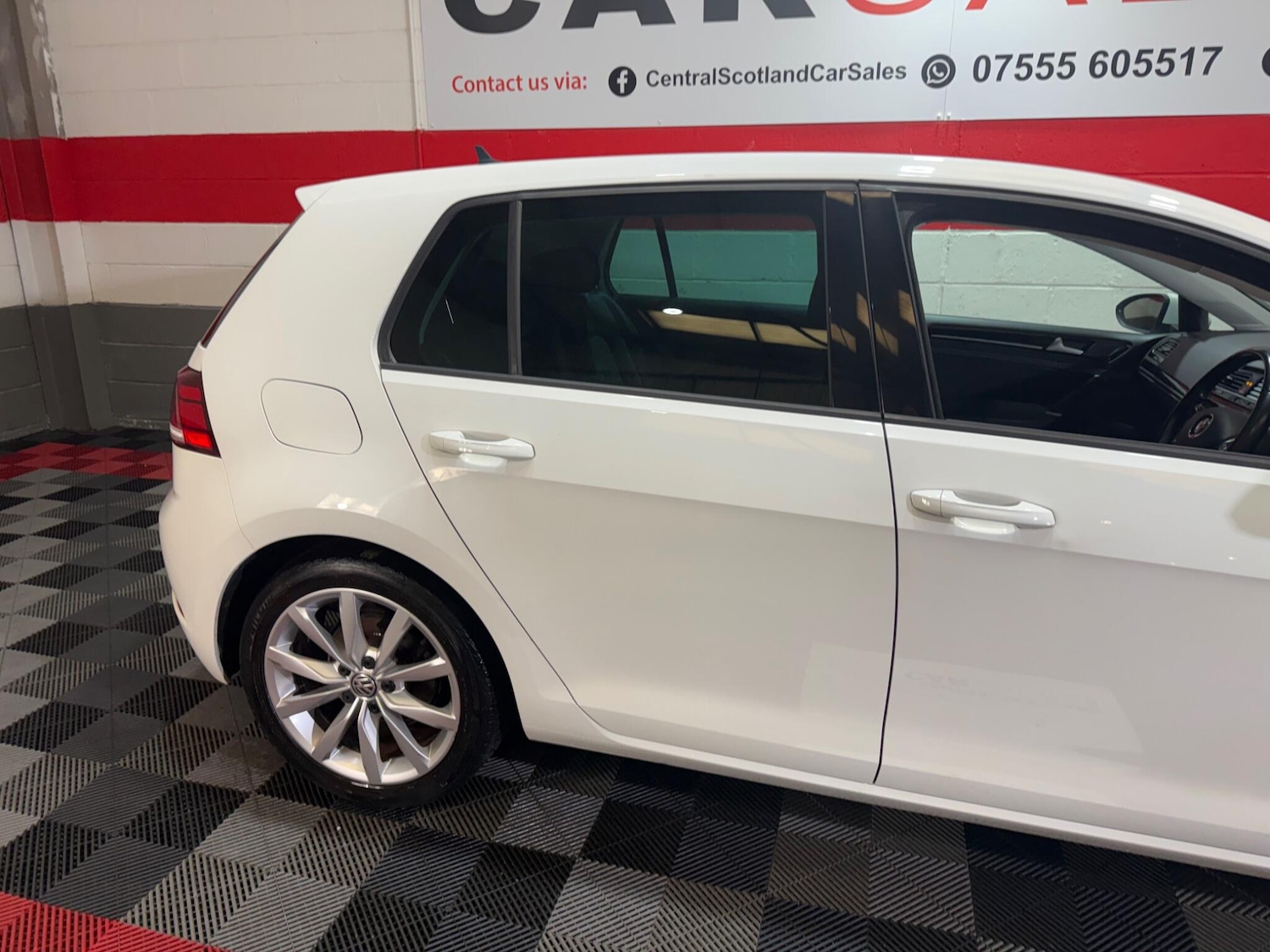 Used Volkswagen Golf 2017 for sale - 78147820: Photo 65