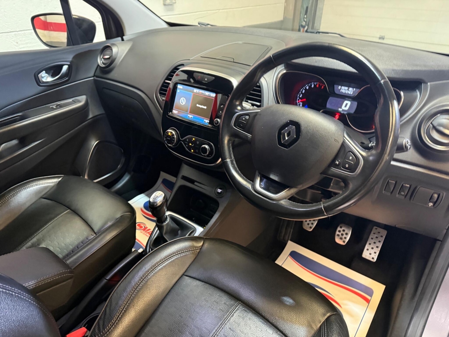 Used Renault Captur for sale - 78073174: Photo 16