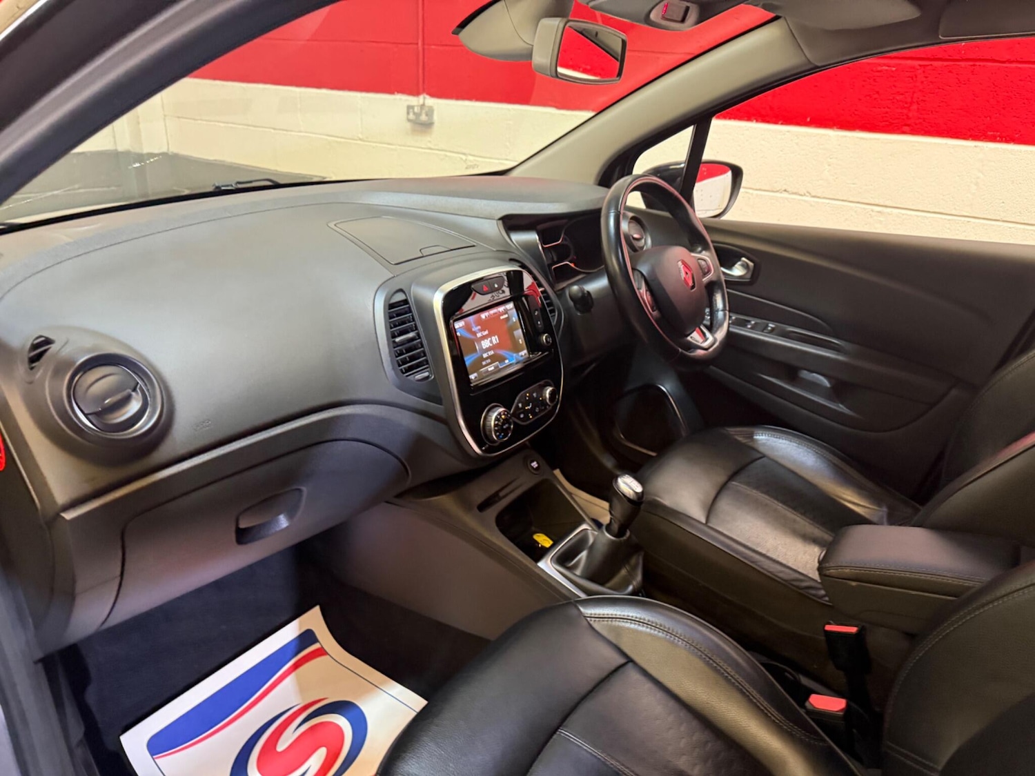 Used Renault Captur for sale - 78073174: Photo 17