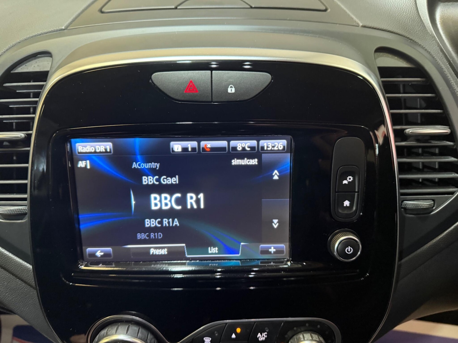 Used Renault Captur for sale - 78073174: Photo 42