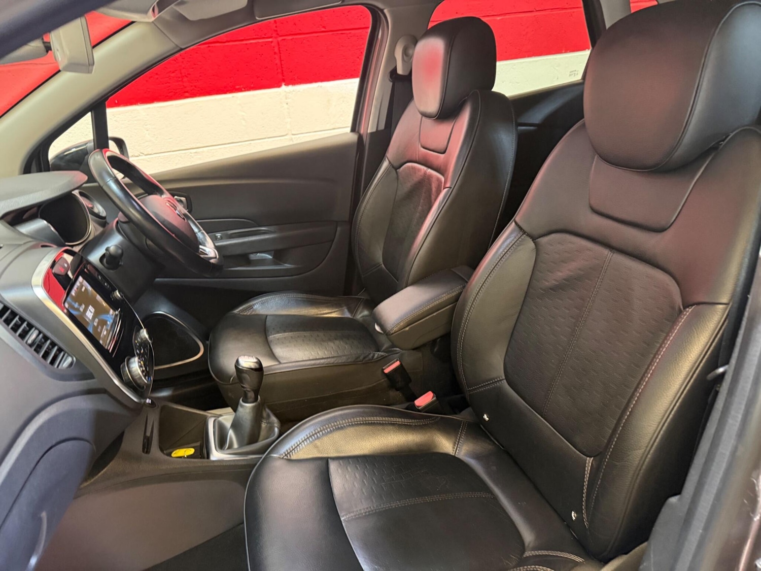 Used Renault Captur for sale - 78073174: Photo 54