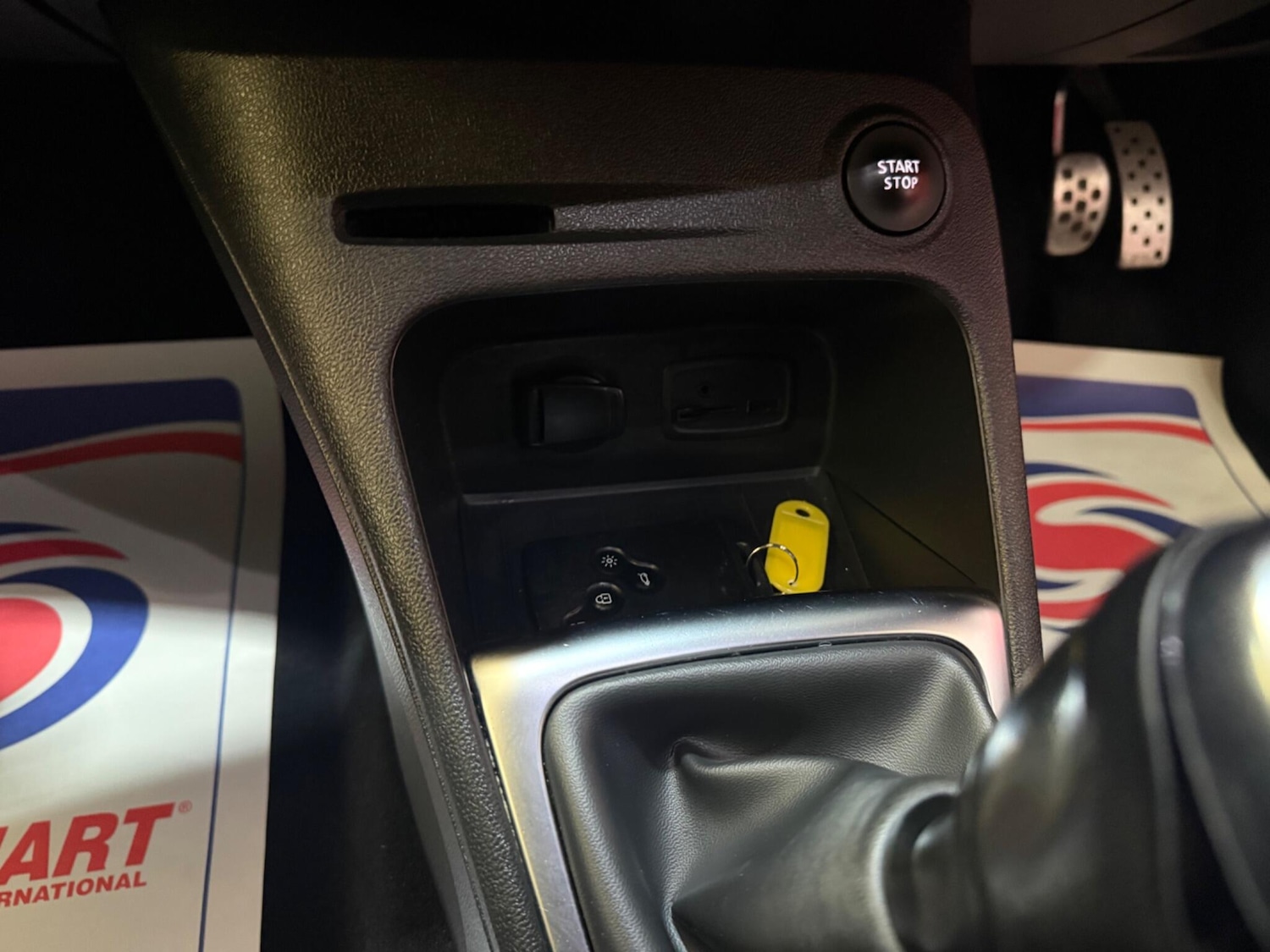 Used Renault Captur for sale - 78073174: Photo 66