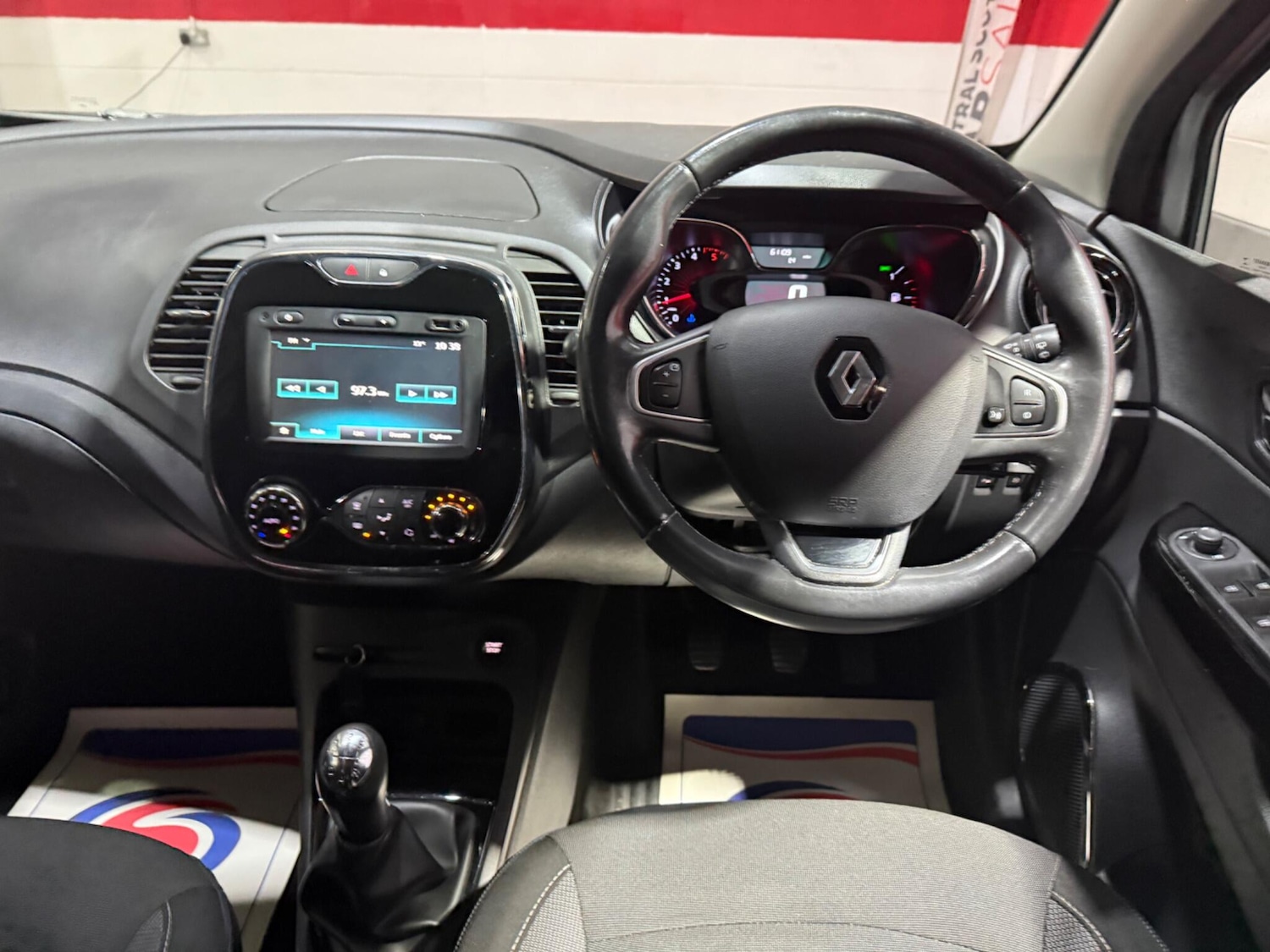 Used Renault Captur 2016 for sale - 76562160: Photo 17