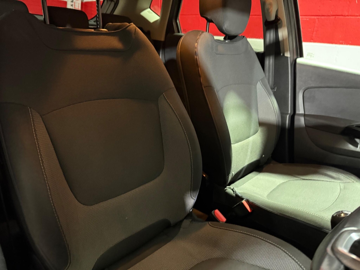 Used Renault Captur 2016 for sale - 76562160: Photo 19