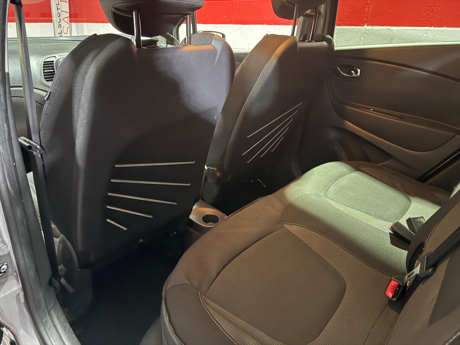 Used Renault Captur 2016 for sale - 76562160: Photo 25