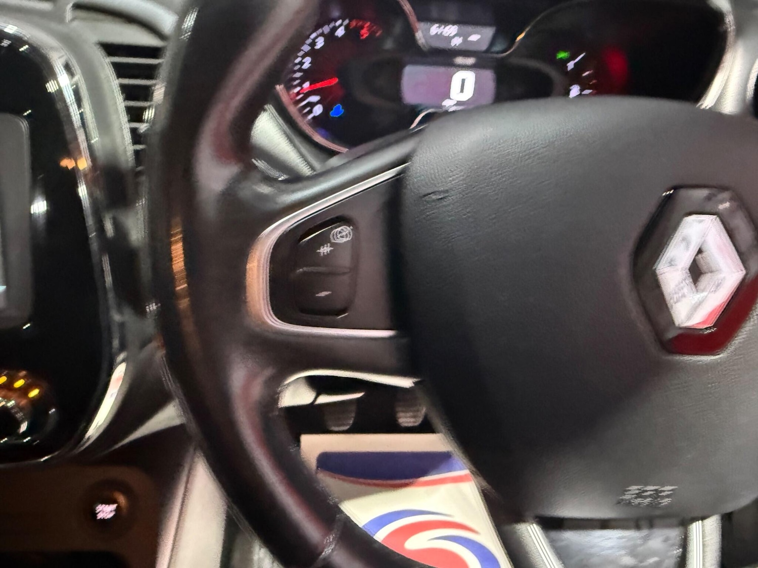 Used Renault Captur 2016 for sale - 76562160: Photo 27