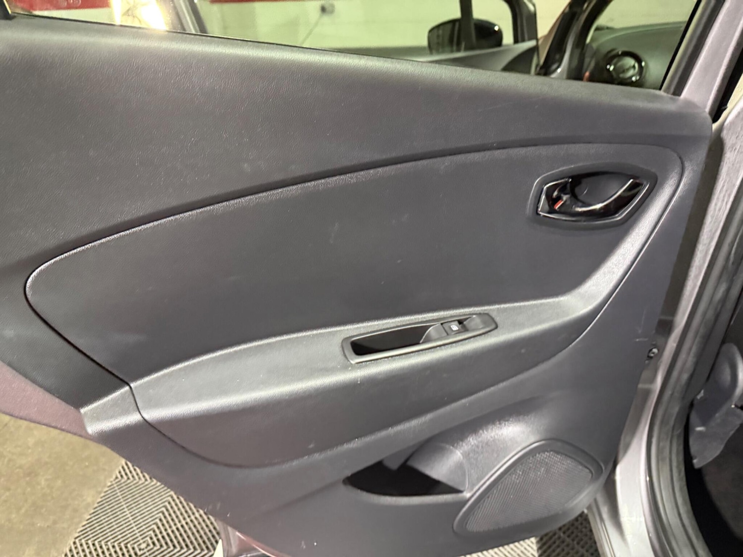 Used Renault Captur 2016 for sale - 76562160: Photo 30