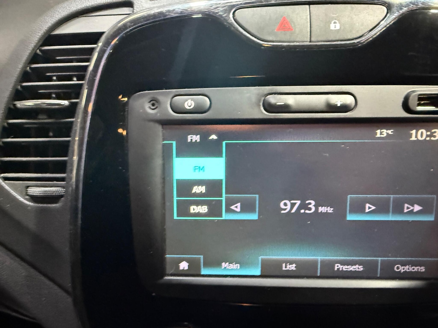 Used Renault Captur 2016 for sale - 76562160: Photo 37